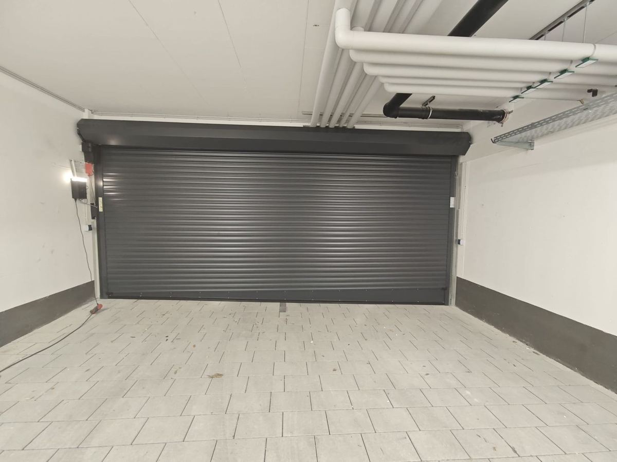 Rolltor anthrazit innenrolltor tiefgarage – Bauelemente Güntert